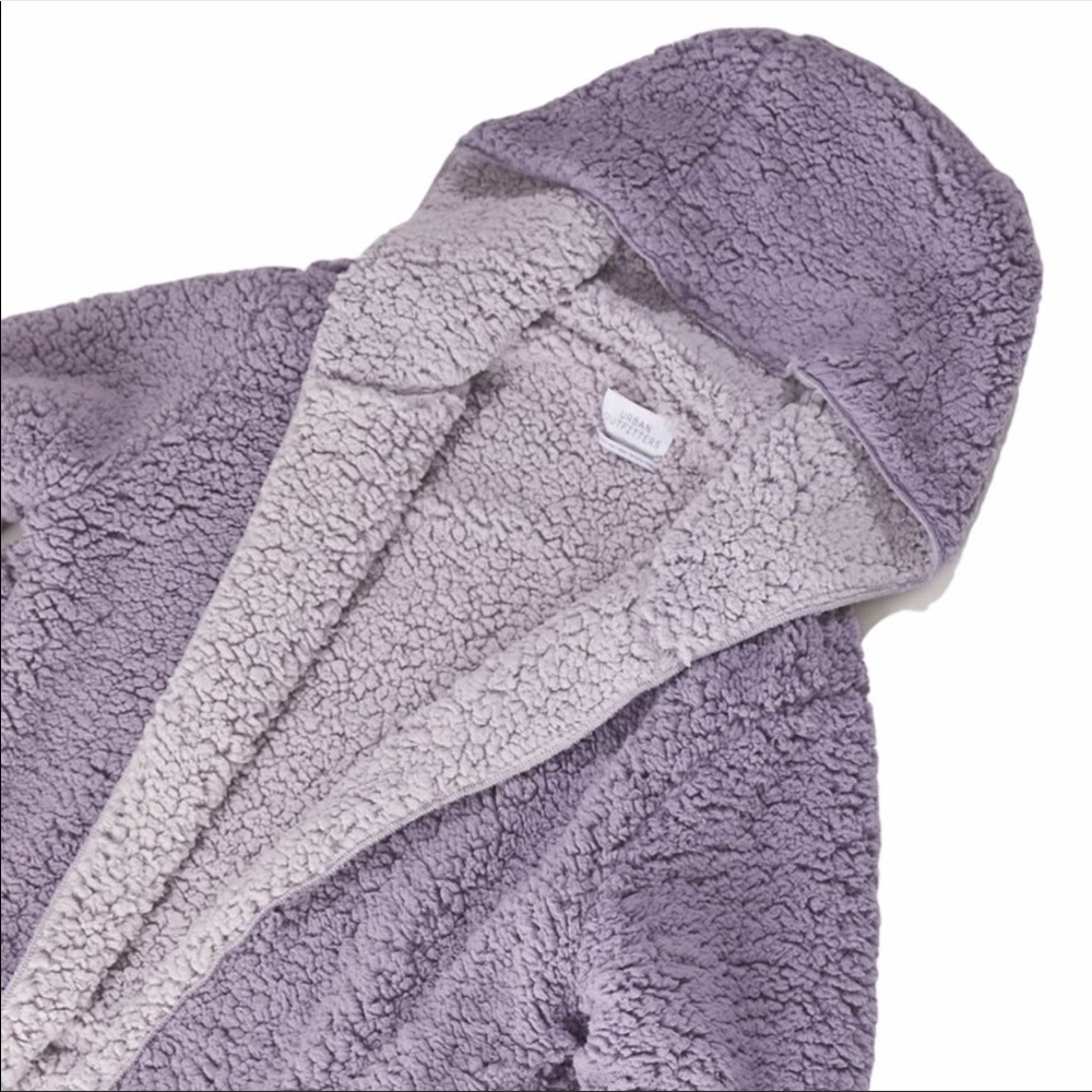 UO Reversible Fleece Hooded Purple Jacket - Picture 2 of 16